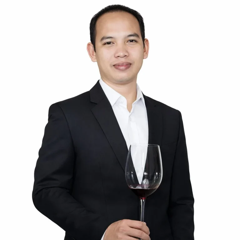 Dewa Putu Satrya, Educator